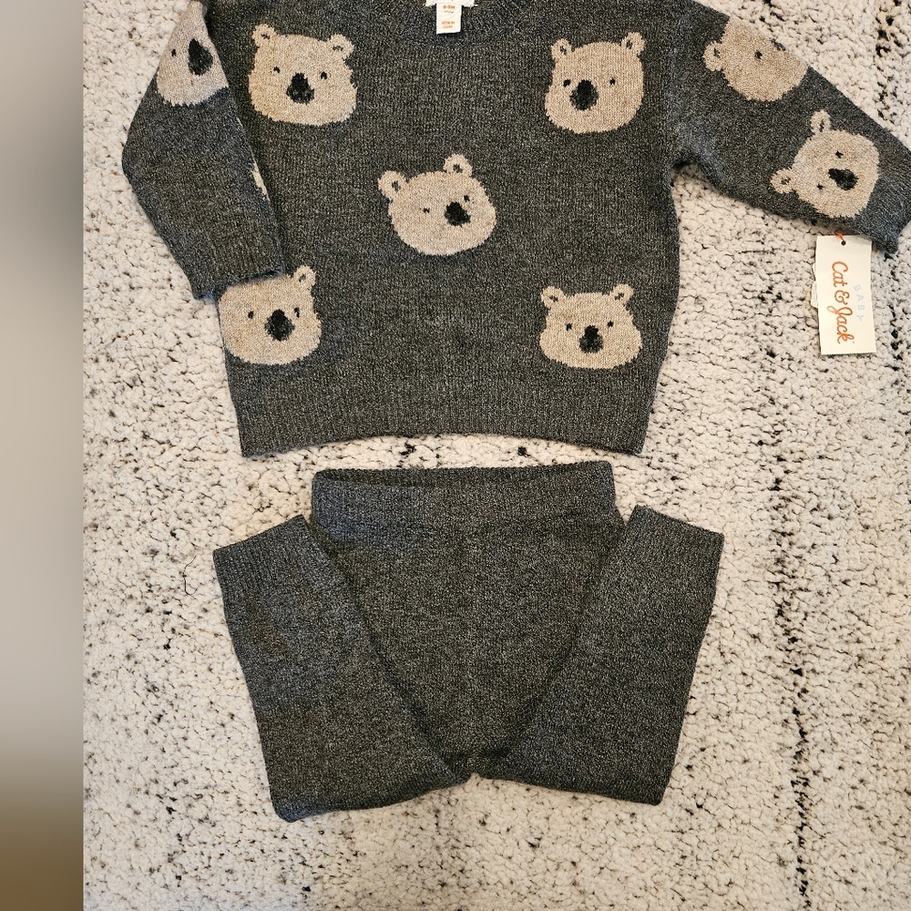 Gray Bear Pattern Sweater and Leggings Set - Picture 3 of 3